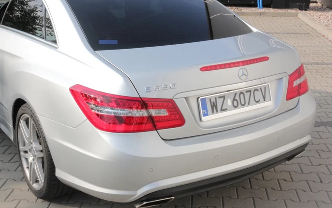 Mercedes-Benz Klasa E cena 151500 przebieg: 20720, rok produkcji 2010 z Mogielnica małe 466